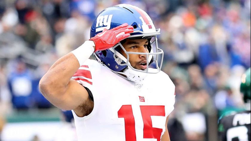 EAST RUTHERFORD, NEW JERSEY - NOVEMBER 10: Golden Tate #15 of the New York Giants salutes after scoring a touchdown against the New York Jets during their game at MetLife Stadium on November 10, 2019 in East Rutherford, New Jersey.