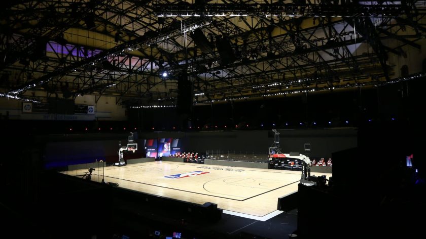 Lakers, Clippers vote to stop NBA season in meeting with other teams