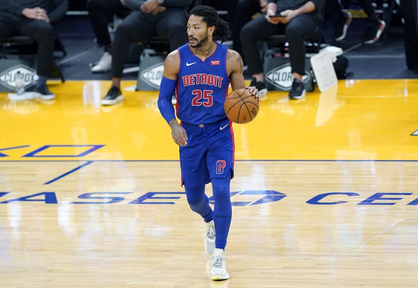 New York Knicks officially bring back Derrick Rose