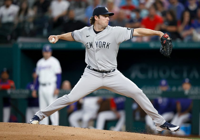 Gerrit Cole throws 3-hit gem, Yankees blank Astros 1-0