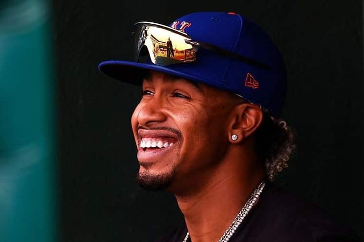 Francisco Lindor posts support for Naomi Osaka
