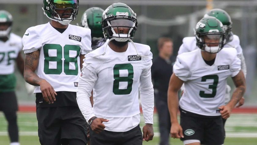 Jets 2nd-round WR Elijah Moore signs rookie deal
