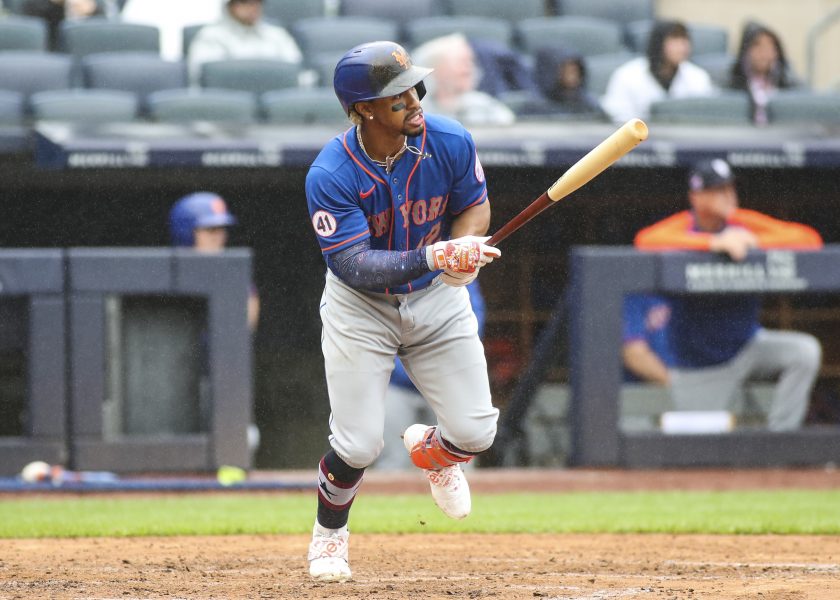 Mets coaches free to look for new jobs (Report)