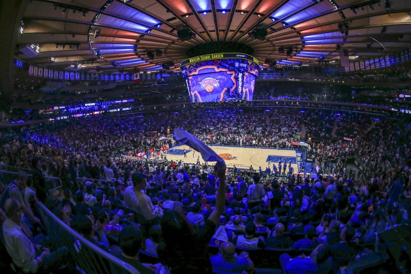 Knicks trade picks 19, 21 away to Hornets, Clippers