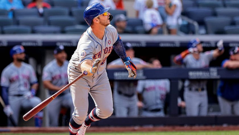 Pete Alonso survived scary car accident on way to Spring Training