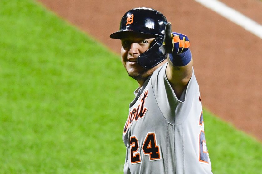 How many active MLB players are Hall of Fame locks?