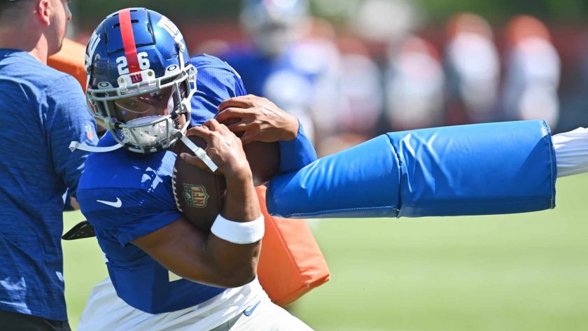 Giants to include Saquon Barkley in live drills, Kyle Rudolph to return Wednesday