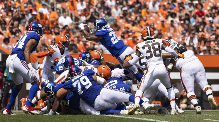 Devontae Booker impresses, Sam Beal doesn’t in Giants’ preseason loss to Browns