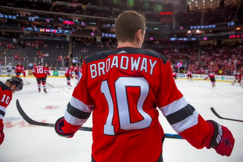 Devils, Blackhawks honor Jimmy Hayes