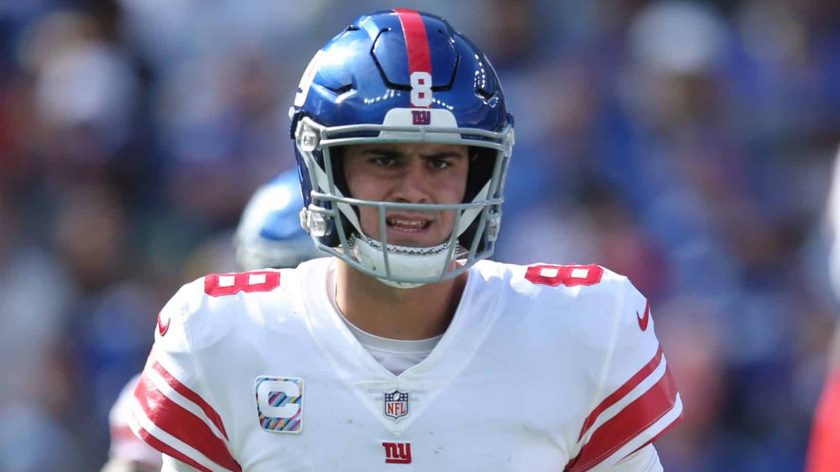 Giants decline Daniel Jones’ 5th-year option, but pick up Dexter Lawrence