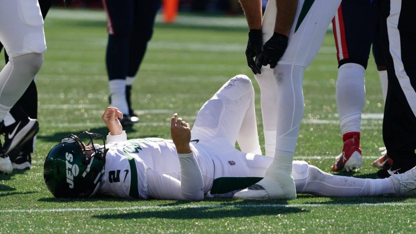 Jets’ Zach Wilson likely to miss time with knee injury (Report)