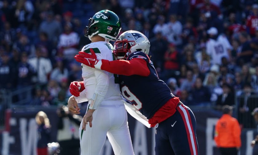 Jets QB Zach Wilson out 2-4 weeks with PCL sprain (Report)