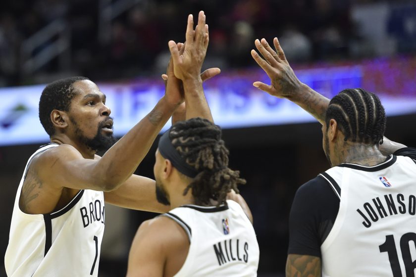 Durant, Aldridge lead Nets past Cavs in comeback effort
