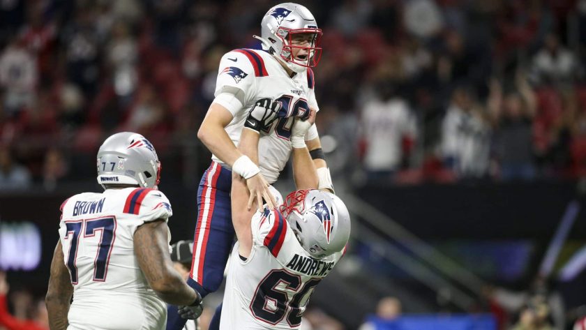 NFL OROY Odds Week 12: Mac Jones the clear favorite