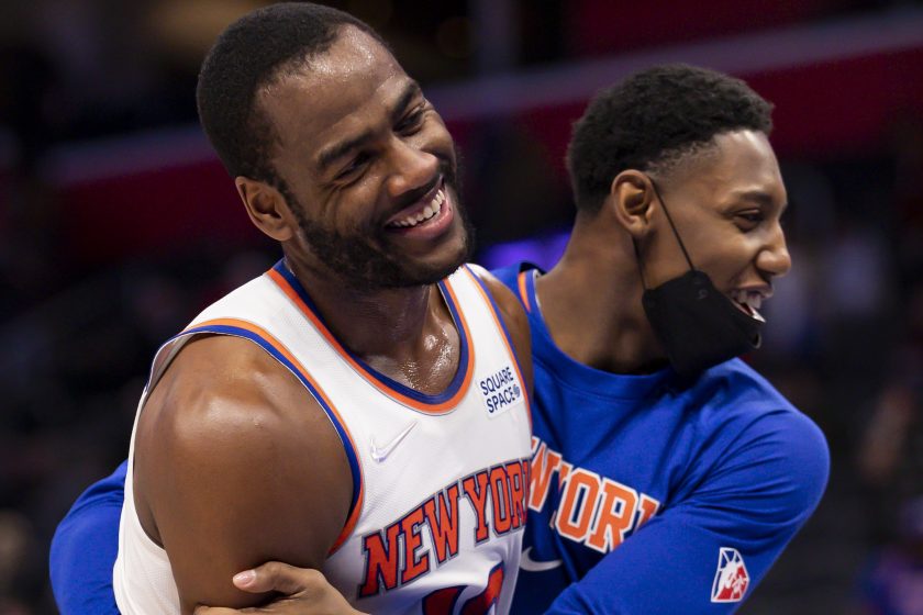 Alec Burks rallies Knicks bench in 94-85 win at Detroit