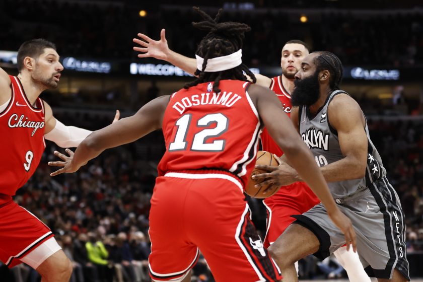 Durant, Harden lead stunning blowout win in Chicago