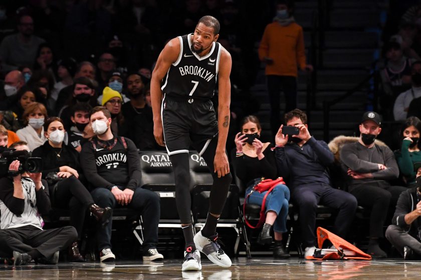 Kevin Durant out 4-6 weeks with left knee sprain