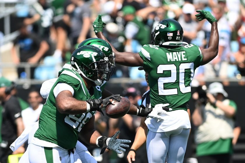 What should Joe Douglas do with the Jets’ notable free agents?
