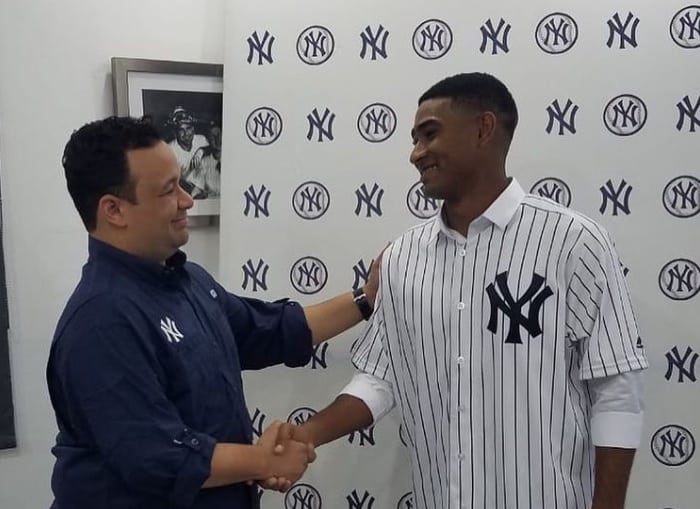 Yankees sign No. 1 international prospect Roderick Arias