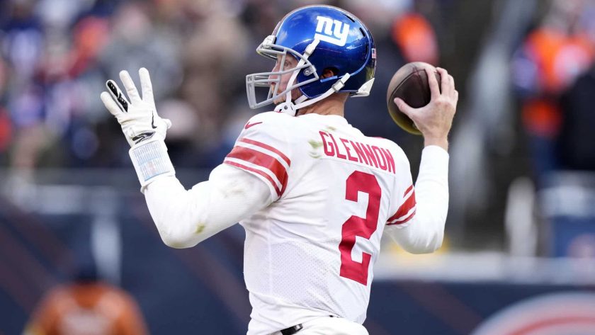 Giants’ Mike Glennon suffers season-ending wrist injury