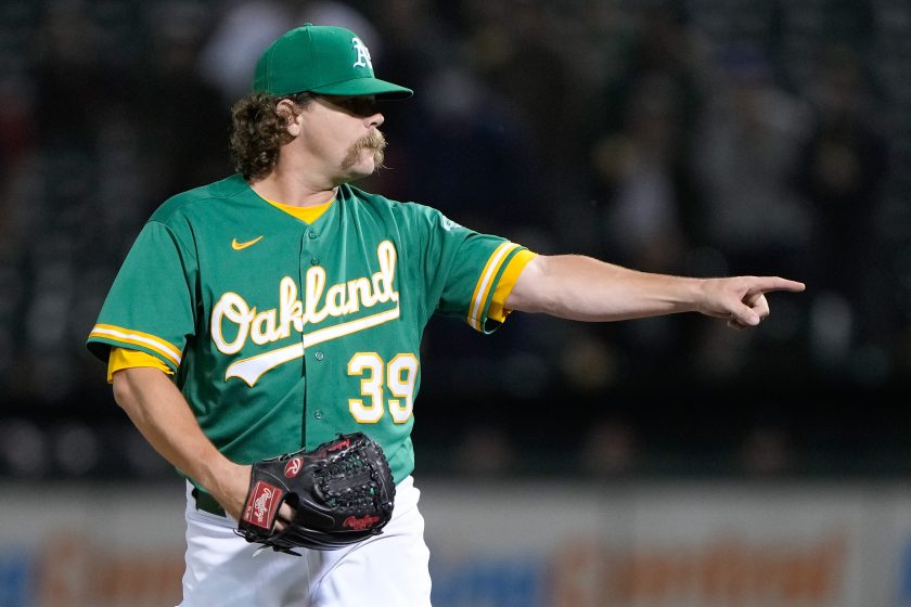 Which left-handed relievers should the Mets target in free agency?