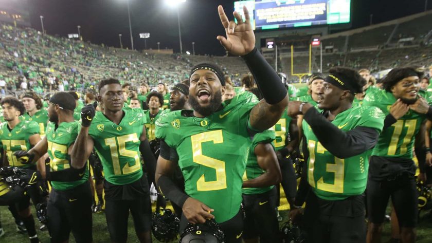 Who does Todd McShay have the Giants drafting in his latest mock?