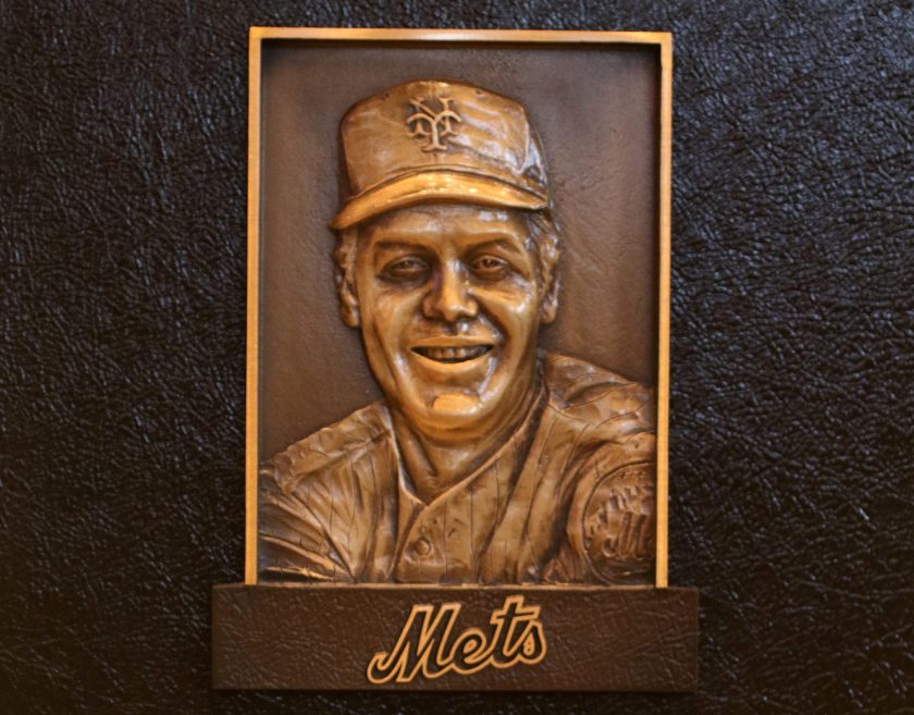 WATCH: Mets unveil Tom Seaver statue at Citi Field