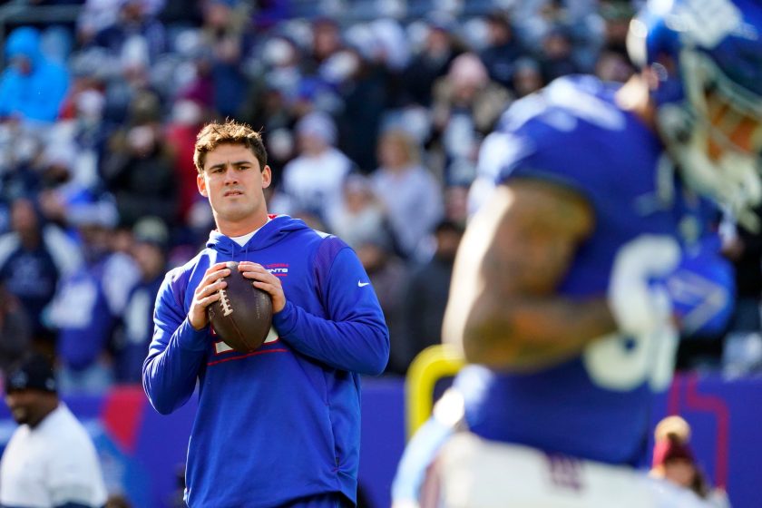Daniel Jones’ Giants prove-it season already feels doomed