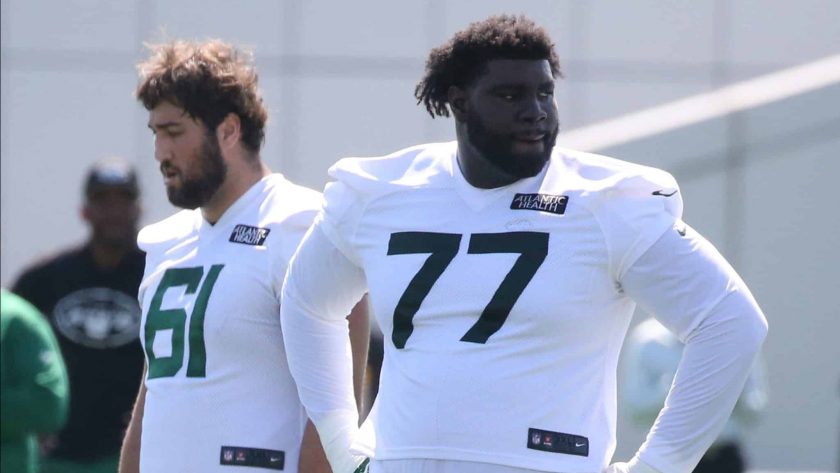 Jets’ Mekhi Becton opens up training camp at right tackle