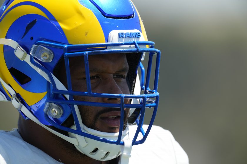 Aaron Donald radio interview goes hilariously awry when real questions are asked