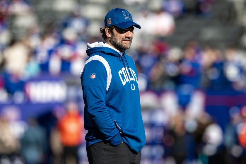 Colts’ Jeff Saturday calls Giants’ Kayvon Thibodeaux ‘trash’ for Nick Foles injury snow angel