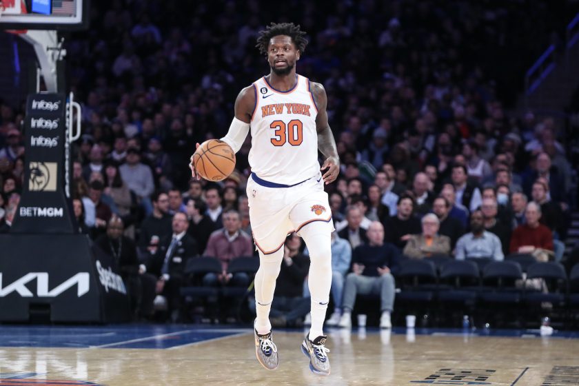 New York Knicks vs. Los Angeles Lakers Underdog fantasy player over/under picks