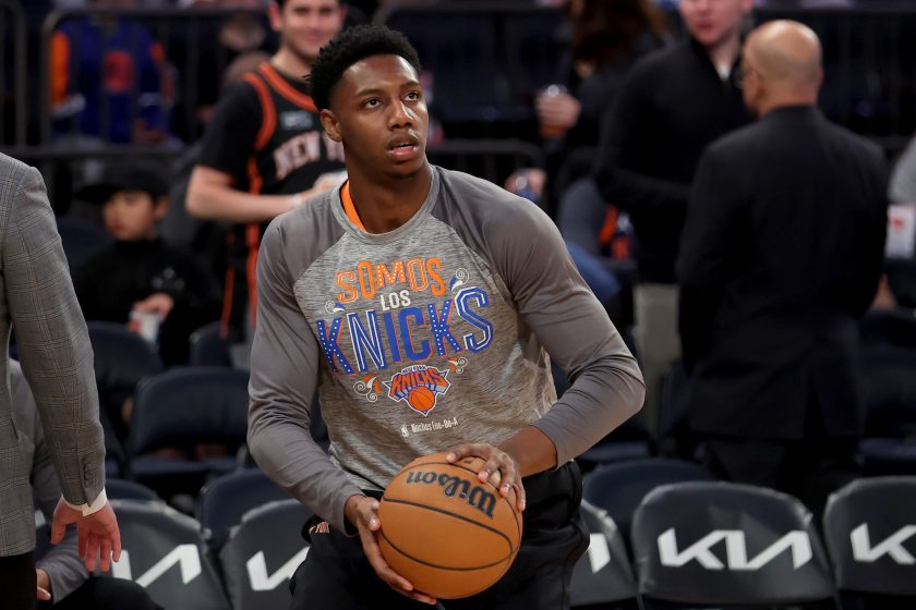 Knicks need RJ Barrett to step up with Julius Randle out