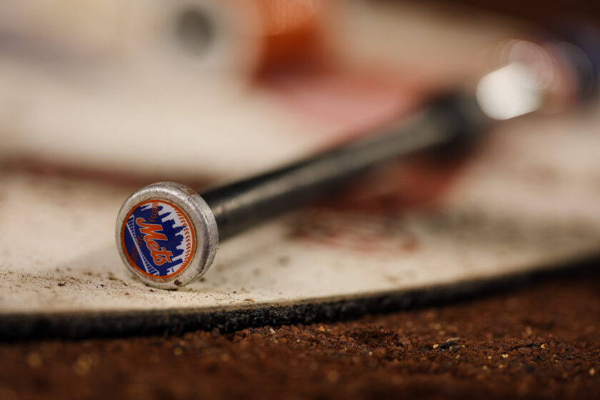 Mets prospect celebrates 1st home run with space helmet, WWE-style belt