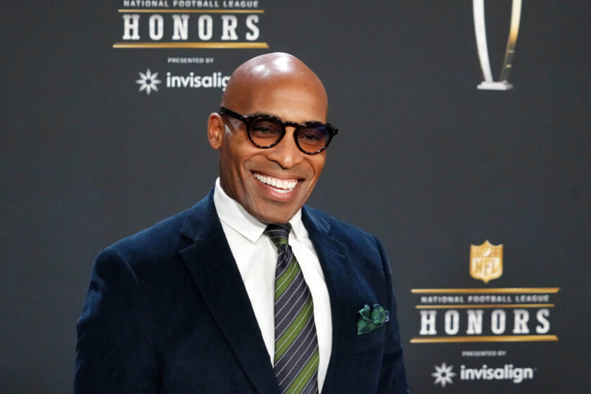 WFAN’s Tiki Barber will be very busy man this fall