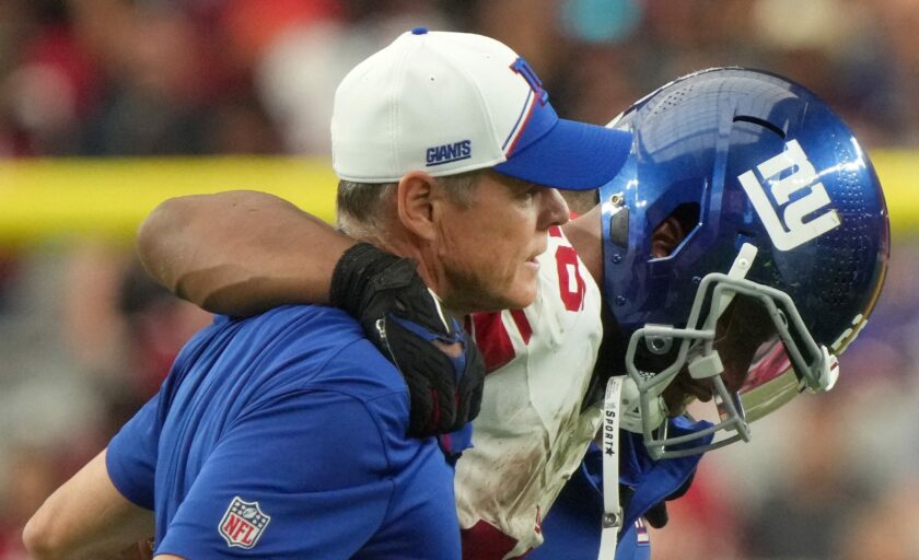 Injured Saquon Barkley is once again Giants’ chief lightning rod
