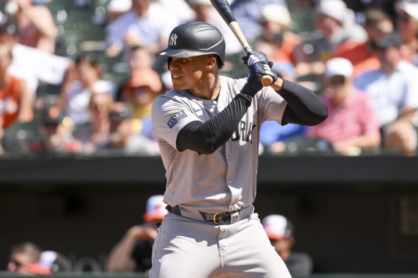 Yankees should extend OF Juan Soto by All-Star Break
