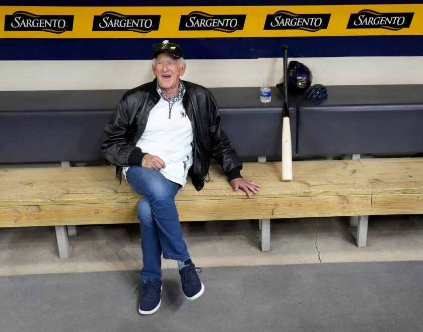Bob Uecker, beloved radio voice of Milwaukee Brewers, dead at 90