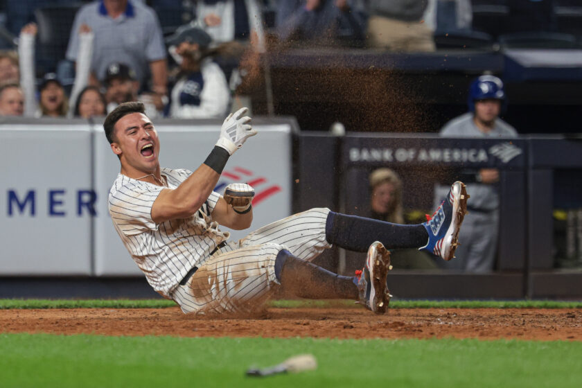 VIDEO: Austin Wells, Anthony Volpe bash solo homers on Yankees Opening Day