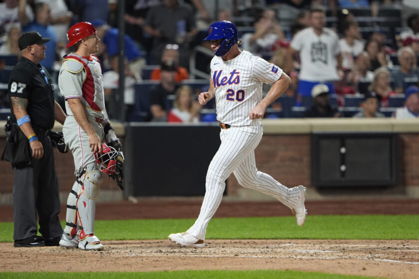 NY Mets vs Philadelphia Phillies: Battle for NL East continues