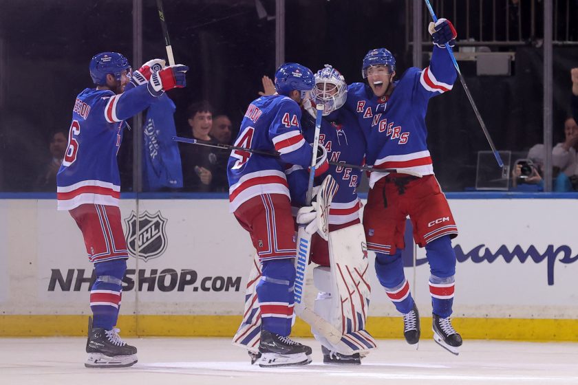 VIDEO: NY Rangers G Igor Shesterkin gets a goalie-goal