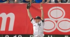 Brett Gardner Makes Unbelievable Catch To Seal A New York Yankees Win (Video) 