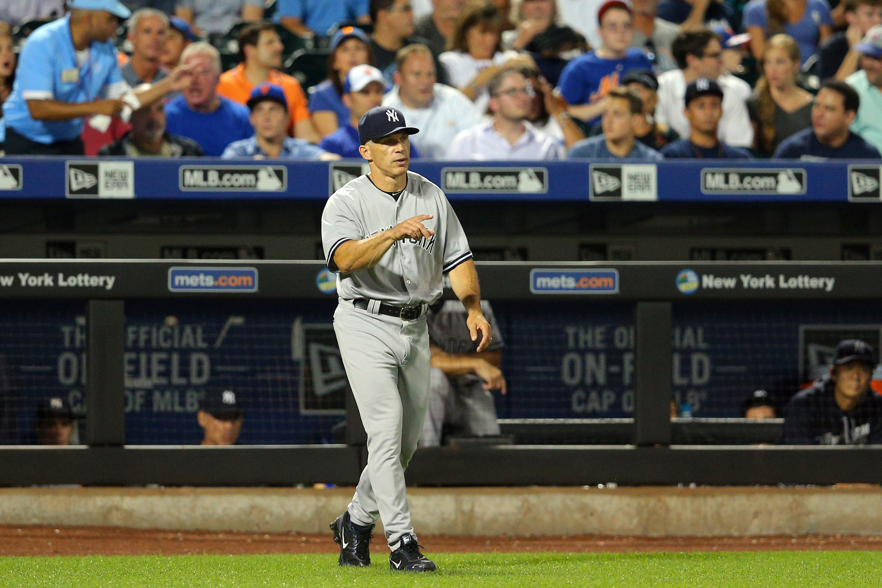 New York Yankees: Joe Girardi Should Undoubtedly Win AL Manager Of The Year 