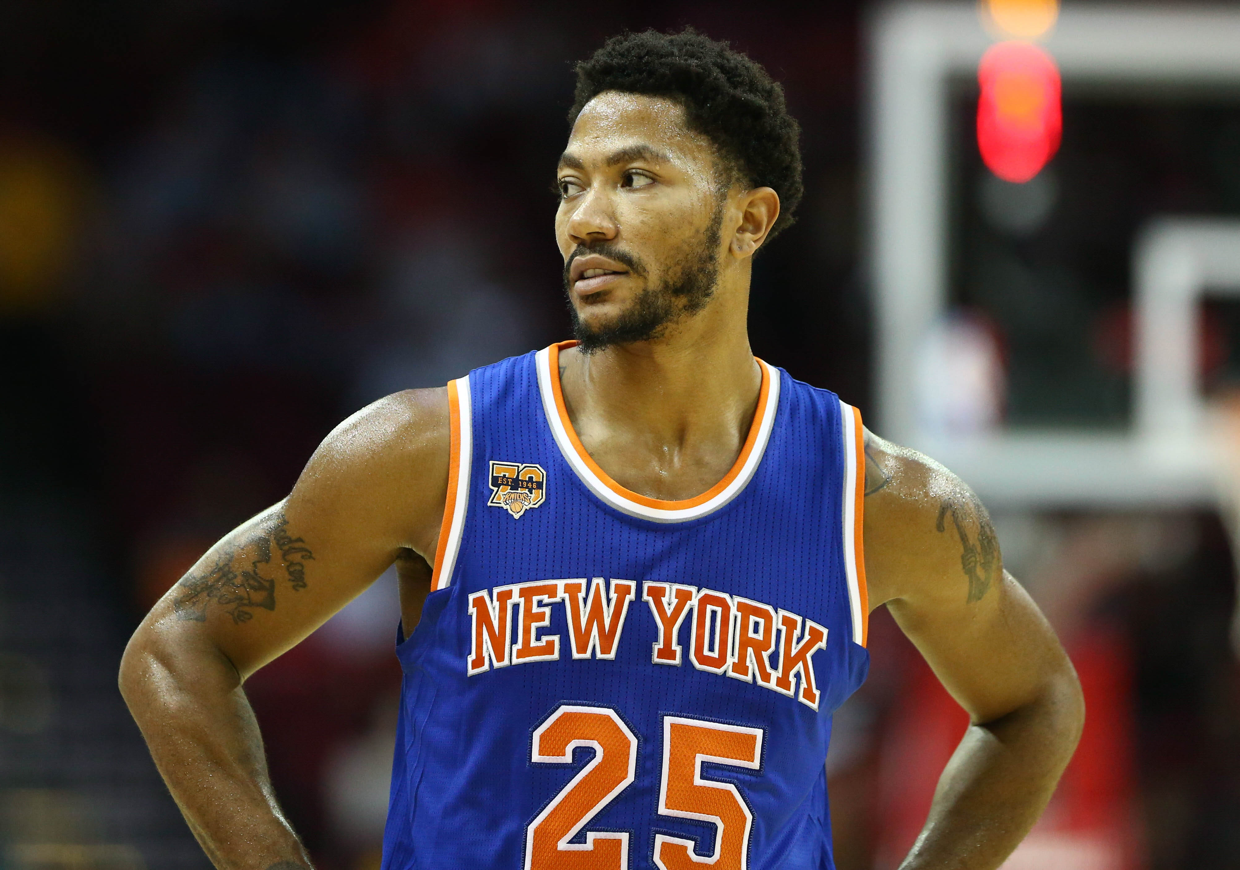 Oct 4, 2016; Houston, TX, USA; New York Knicks guard Derrick Rose (25) during a game against the Houston Rockets at Toyota Center. Mandatory Credit: Troy Taormina-USA TODAY Sports