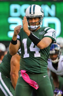 Oct 23, 2016; East Rutherford, NJ, USA; New York Jets quarterback Ryan Fitzpatrick (14) calls a timeout during the second half at MetLife Stadium. The Jets defeated the Ravens 24-16. Mandatory Credit: Ed Mulholland-USA TODAY Sports