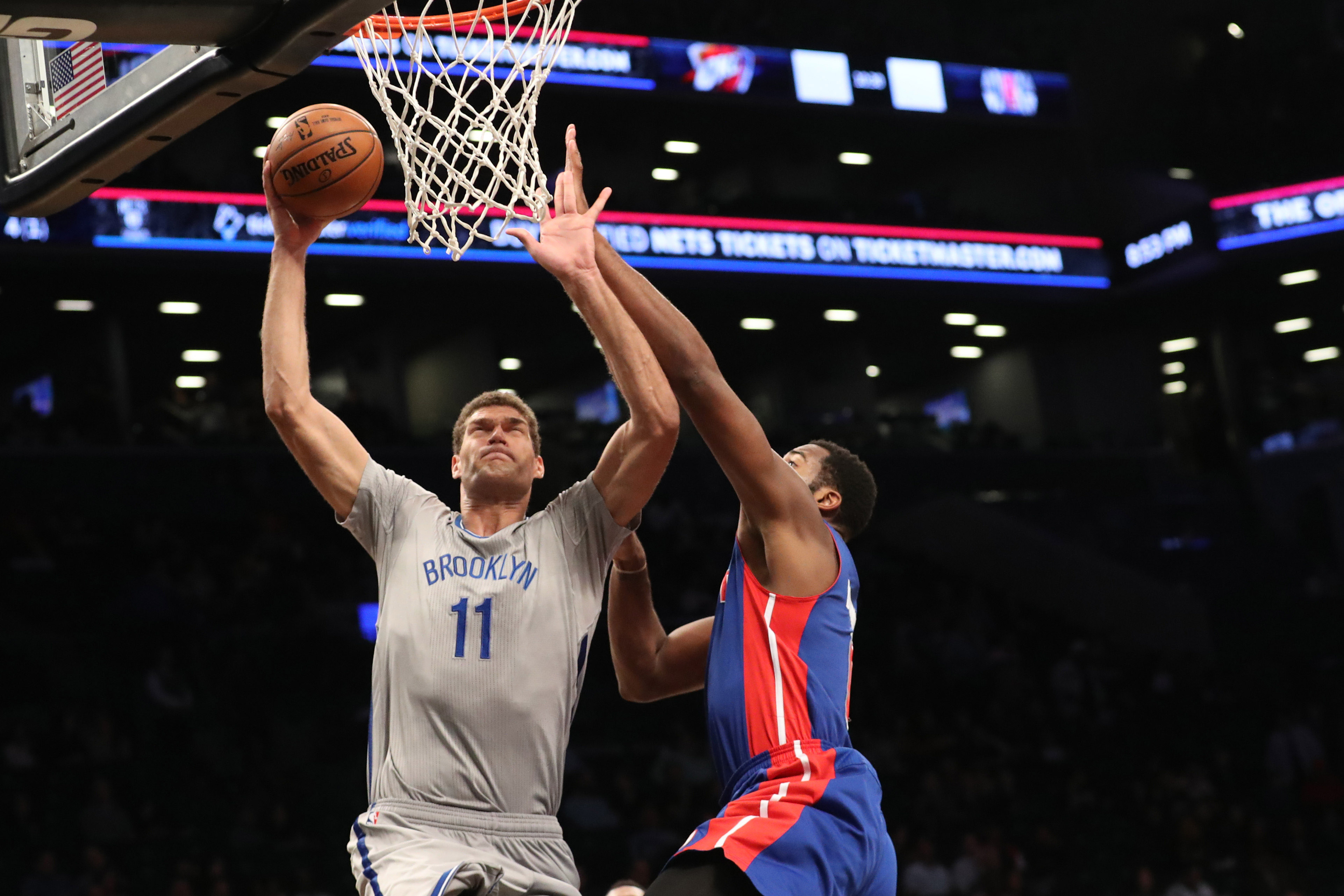 Brook Lopez, Nets Skate Past Pistons At Home (Highlights) 