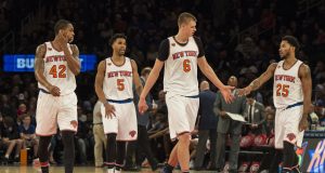 A New York Knicks Minute (11/7): Rose Booed in Chicago, Melo Tired of Triangle 