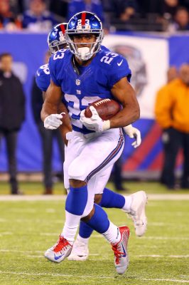 Nov 14, 2016; East Rutherford, NJ, USA; New York Giants running back Rashad Jennings (23) runs with the ball during the second half at MetLife Stadium. The Giants defeated the Bengals 21-20. Mandatory Credit: Ed Mulholland-USA TODAY Sports