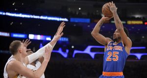 Derrick Rose explodes in return as New York Knicks beat Lakers 