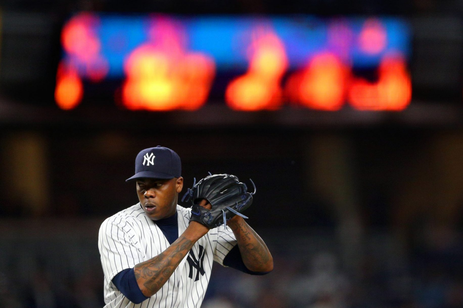 Muscled-up Yankees' Aroldis Chapman looks ready to dominate when